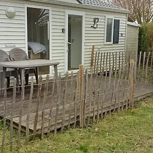  Hébergement de vacances Luxueuze Stacaravan 4pers Met Terras En Tuintje Belgique