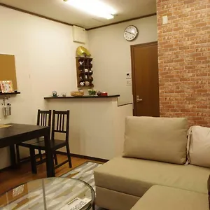 アパート Close To Golden Temple 金閣寺, 京都市