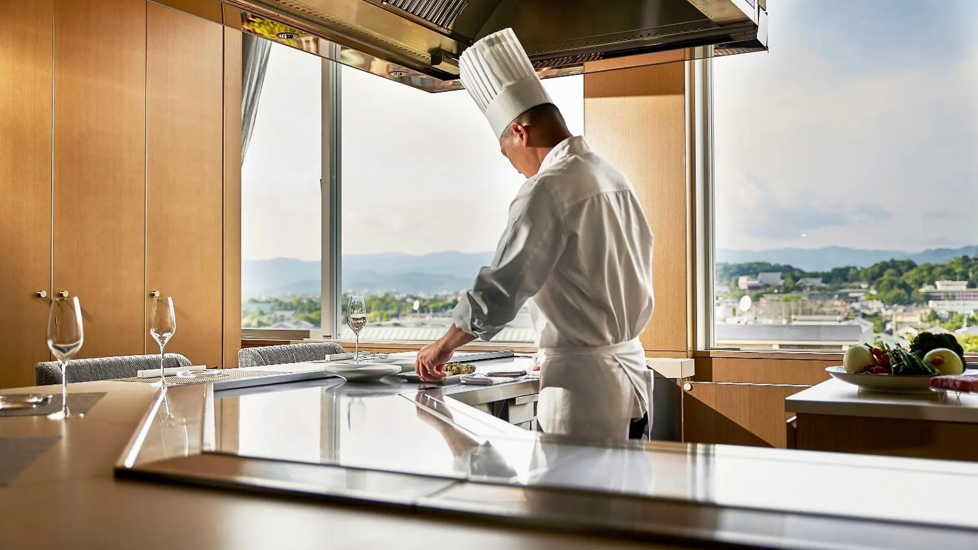 The Westin Miyako Kyoto Hotel 5*,